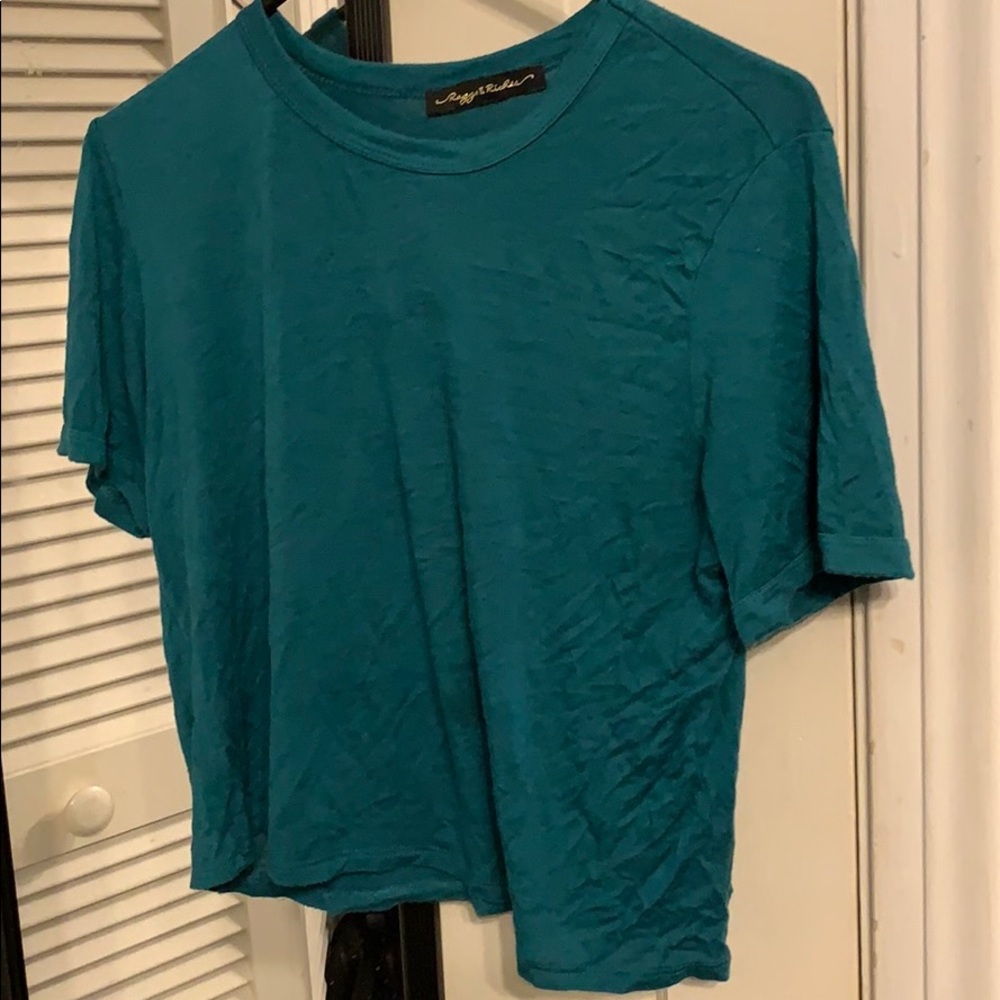 Cropped shirt